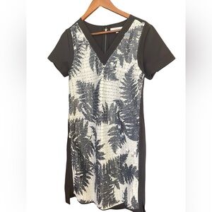 RARE Reed Abstract Fern Tile Print Shift Dress – Intricate, Fluid Design m